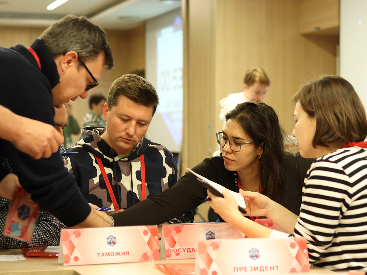 ЖЕСТКИЕ ПЕРЕГОВОРЫ В МЯГКОМ СТИЛЕ